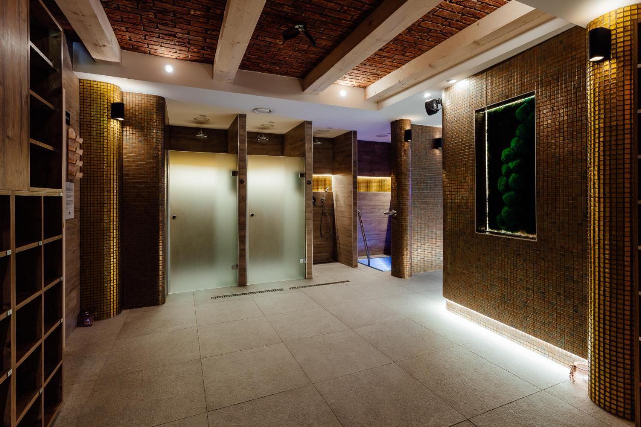 Wellness Rezort Janosikov Dvor ซาซริวา ภายนอก รูปภาพ