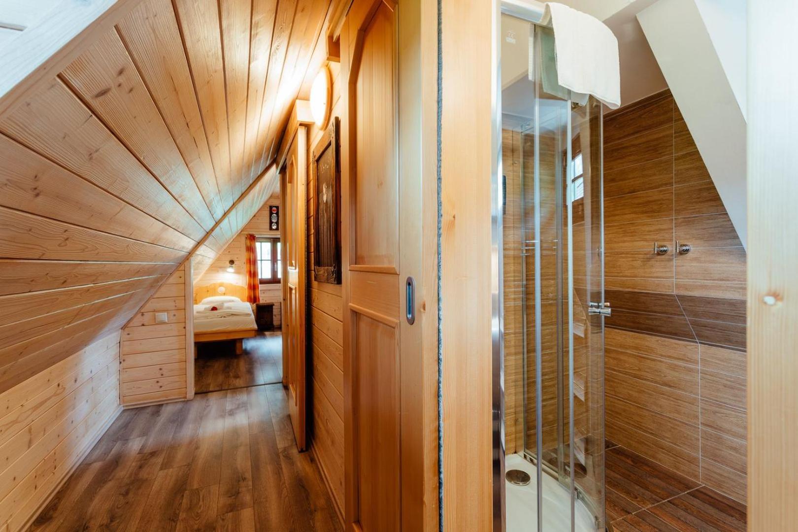 Wellness Rezort Janosikov Dvor ซาซริวา ภายนอก รูปภาพ