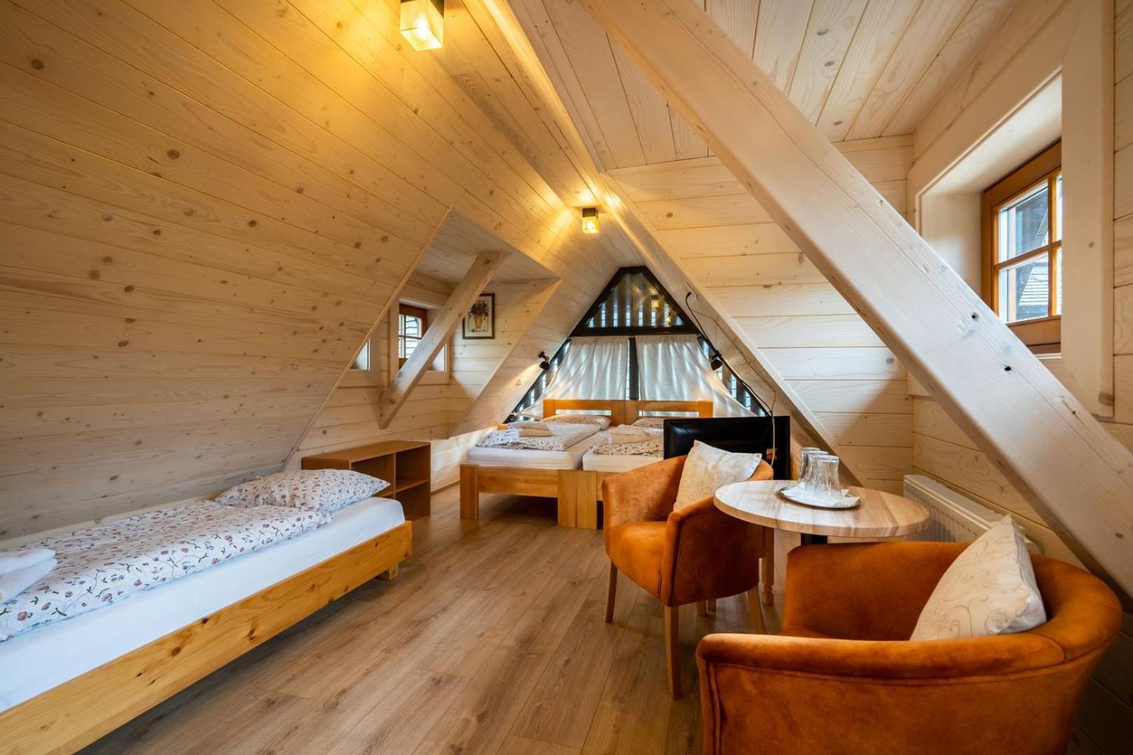 Wellness Rezort Janosikov Dvor ซาซริวา ภายนอก รูปภาพ